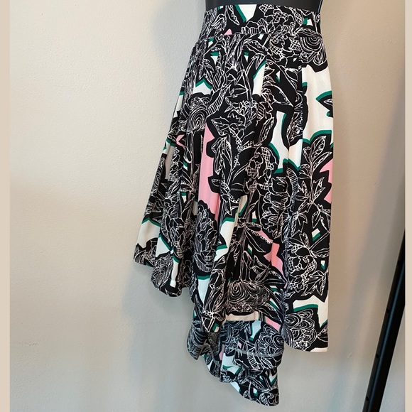 Express Hi-Low Skirt (Size 2)  -F27 - Picture 5 of 6